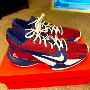 Nike Greek Freak Size 9.5